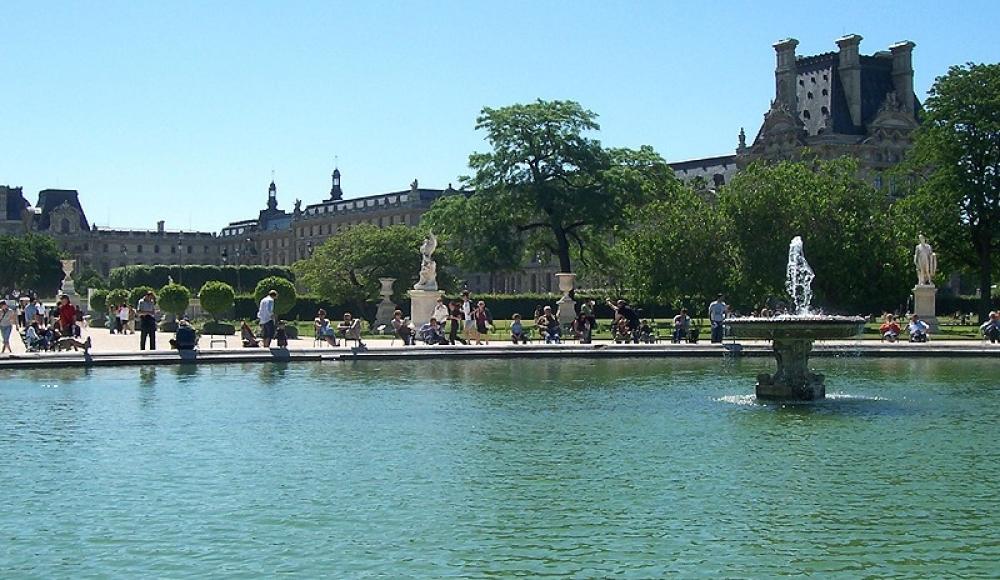 Hommage à Jules Ferry au Tuileries